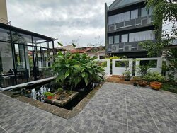 Paya Lebar Crescent (D19), Terrace #501957031